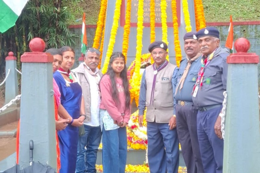 ಯುದ್ಧ ಸ್ಮಾರಕದಲ್ಲಿ ಕಾರ್ಗಿಲ್ ಹುತಾತ್ಮರ ನೆನಪು: ಸ್ಕೌಟ್ಸ್, ಗೈಡ್ಸ್ ನಿಂದ ಪುಷ್ಪ ನಮನ"