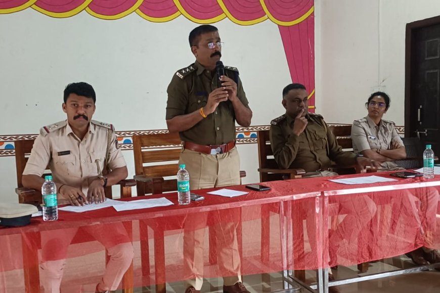 ವಿರಾಜಪೇಟೆ:ಸೌಹಾರ್ದತೆಗೆ ಧಕ್ಕೆಯಾಗಬಾರದು, ಭಕ್ತಿಯಿಂದಲೇ ಗಣೇಶೋತ್ಸವ ಆಚರಿಸಿ, ಡಿವೈಎಸ್ಪಿ ಮಹೇಶ್ ಕುಮಾರ್