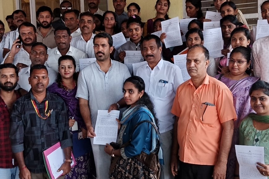 ಸೋಮವಾರಪೇಟೆ: ತಾಲೂಕಿನ ವಿವಿಧ ಅಂಗನವಾಡಿಗಳಿಗೆ ಆಯ್ಕೆಯಾಗಿರುವ 3 ಶಿಕ್ಷಕರು ಮತ್ತು 13 ಸಹಾಯಕಿಯರಿಗೆ ಆದೇಶ ಪತ್ರ  ವಿತರಿಸಿದ ಶಾಸಕ ಡಾ.ಮಂತರ್ ಗೌಡ