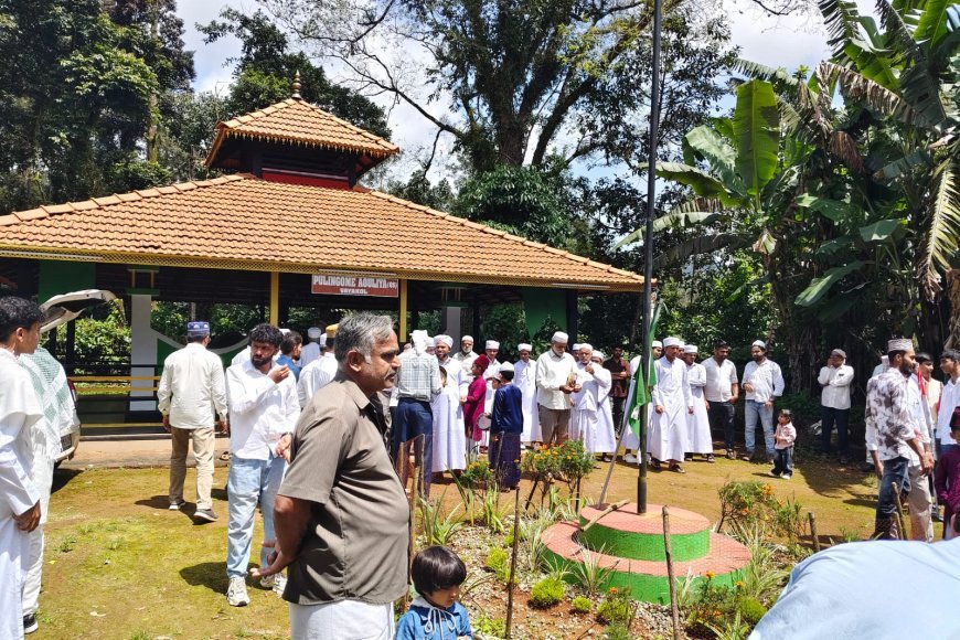 ವಯಕೋಲ್ ಮಸ್ಜಿದುಲ್ ರಹ್ಮಾನ್ ಮತ್ತು ರೌಳತುಲ್ ಉಲೂಂ ಆಶ್ರಯದಲ್ಲಿ ಮೀಲಾದುನ್ನಬಿ ಸಮಾವೇಶ