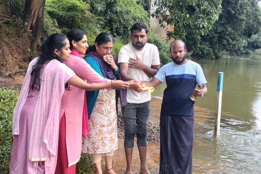 ಹುಣ್ಣಿಮೆಯ ಅಂಗವಾಗಿ ನಾಪೋಕ್ಲುವಿನಲ್ಲಿ ಜೀವನದಿ ಕಾವೇರಿಗೆ ಶ್ರೀ ಕ್ಷೇತ್ರಧರ್ಮಸ್ಥಳ ಸಂಘದಿಂದ ಮಹಾ ಆರತಿ ಕಾರ್ಯಕ್ರಮ