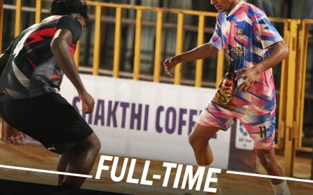 ಆಲ್ ಸ್ಟಾರ್ ಕೊಡಗು ವರ್ಲ್ಡ್ ಕಪ್ ಫುಟ್ಬಾಲ್:ರೋಚಕ‌ ಪಂದ್ಯದಲ್ಲಿ ಗೆದ್ದು ಬೀಗಿದ ಫ್ರೆಂಡ್ಸ್ ಎಫ್.ಸಿ ಸಿದ್ದಾಪುರ  ಗೆಲುವಿನ ಸನಿಹದಲ್ಲಿ ಎಡವಿ ಬಿದ್ದ ಈಗಲ್ಸ್ ಬೆಂಗಳೂರು