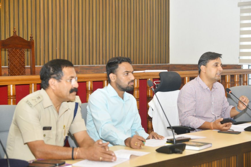 ಕೊಡಗು: ಮುಂಗಾರು ಈಗಿನಿಂದಲೇ ಮುನ್ನೆಚ್ಚರಿಕಾ ಕ್ರಮ ವಹಿಸಿ: ಜಿಲ್ಲಾಧಿಕಾರಿ