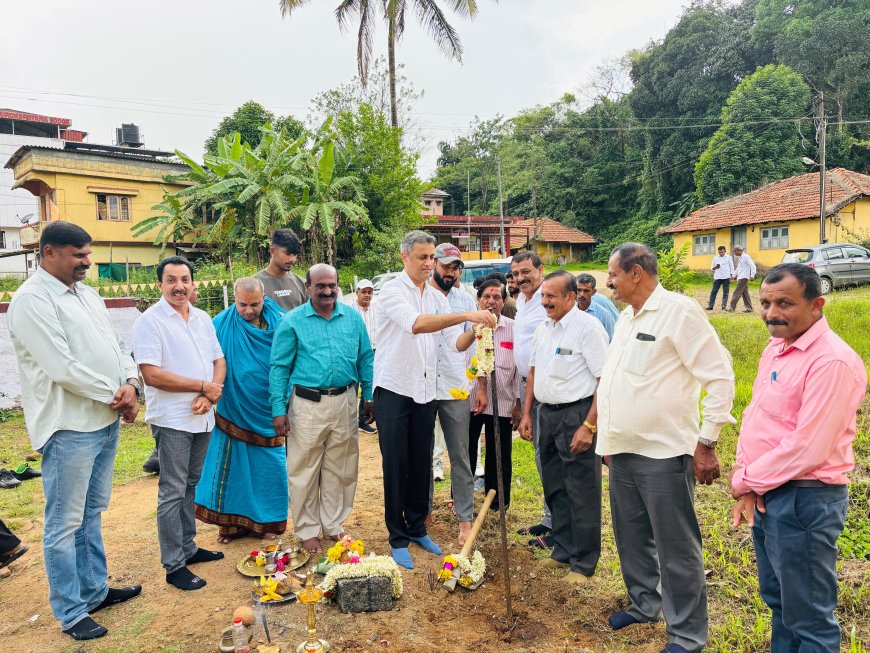 ಶ್ರೀ ಭಗಂಡೇಶ್ವರ ದೇವಾಲಯದ ಅತಿಥಿಗೃಹ ನಿರ್ಮಾಣಕ್ಕೆ ₹ 1.40 ಕೋಟಿಯ ಕಾಮಗಾರಿಗೆ ಎಎಸ್ ಪೊನ್ನಣ್ಣ ಭೂಮಿ ಪೂಜೆ