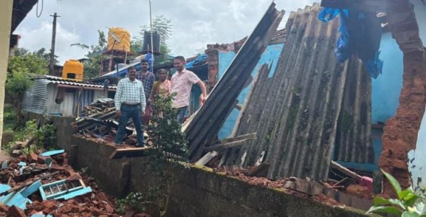ನೆಲ್ಲಿಹುದಿಕೇರಿ: ಮಳೆಯಿಂದಾಗಿ ಗ್ರಾಮ ಪಂಚಾಯಿತಿ ಉಪಾಧ್ಯಕ್ಷರ ತಾಯಿಯ ಮನೆ ಕುಸಿತ