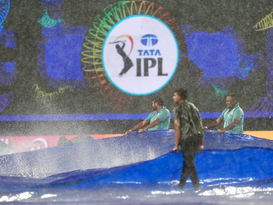 IPL 2025: ಎರಡನೇ ಕ್ವಾಲಿಫೈಯರ್ ಪಂದ್ಯಕ್ಕೆ ಮಳೆ ಅಡ್ಡಿ!!  ಪಂಜಾಬ್& ಮುಂಬೈ ನಡುವಿನ ಪಂದ್ಯ ತಡವಾಗಿ ಪ್ರಾರಂಭವಾಗುವ ಸಾಧ್ಯತೆ