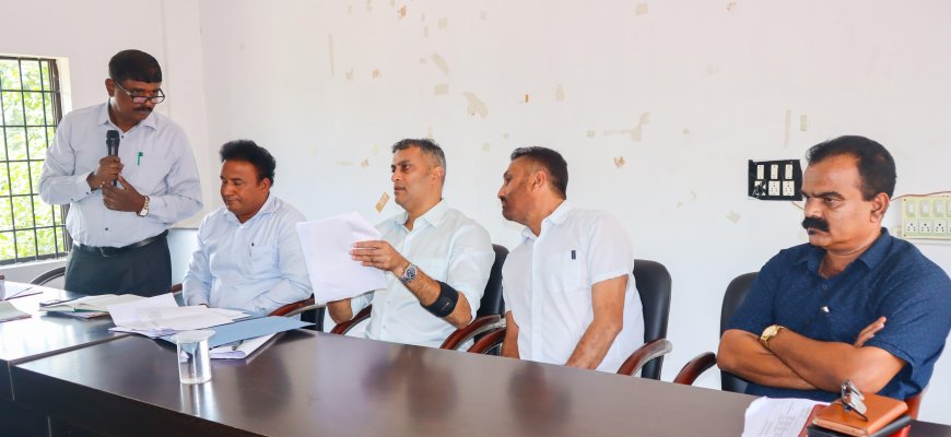 ಸಾರ್ವಜನಿಕರಿಗೆ ಯಾವುದೇ ರೀತಿಯ ತೊಂದರೆಯಾಗದಂತೆ  ಮಳೆಗಾಲವನ್ನು ಎದುರಿಸಿ: ಎ.ಎಸ್ ಪೊನ್ನಣ್ಣ