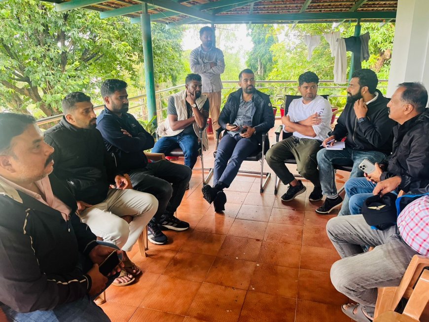 ಯುವ ಕಾಂಗ್ರೆಸ್ ಮುಖಂಡರೊಂದಿಗೆ ಡಾ.ಮಂತರ್ ಸಭೆ