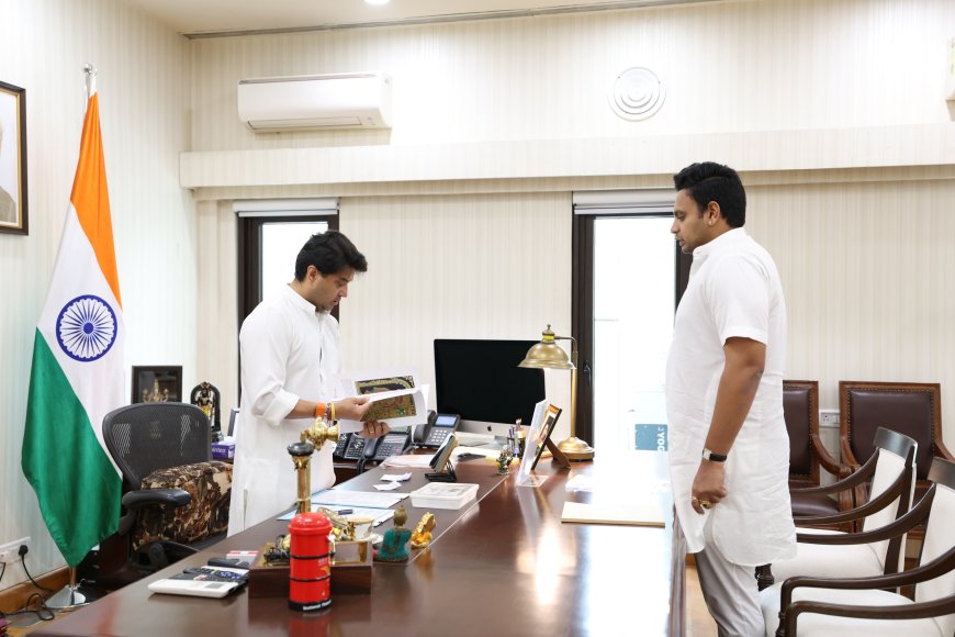 ಕೊಡಗಿನಲ್ಲಿ ಬಿಎಸ್ಎನ್ಎಲ್ ಸೇವೆ ಸರಿಪಡಿಸಲು ಕೇಂದ್ರ ಸಚಿವರಿಗೆ ಯದುವೀರ್ ಮನವಿ: ಜ್ಯೋತಿರಾದಿತ್ಯ ಸಿಂಧಿಯಾ ಭೇಟಿ ಮಾಡಿ ಮನವರಿಕೆ ಮಾಡಿಕೊಟ್ಟ ಸಂಸದ ಯದುವೀರ್ ಒಡೆಯರ್