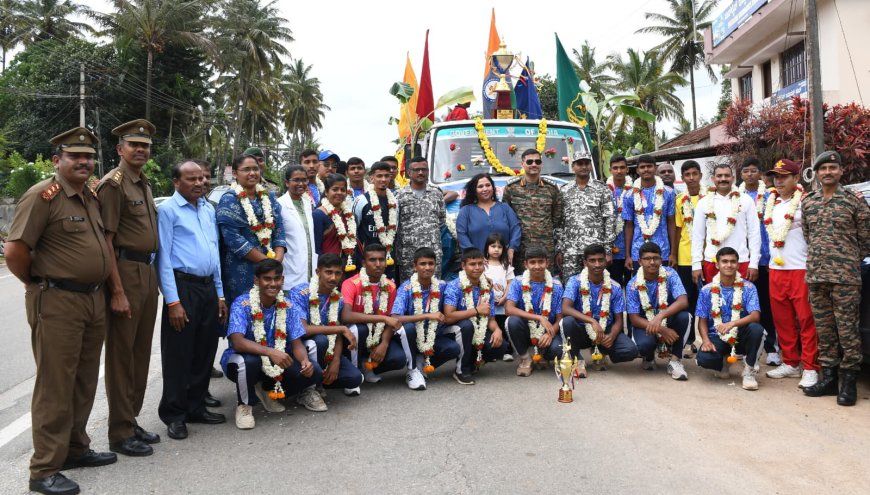 ಕೊಡಗು ಸೈನಿಕ ಶಾಲೆ ಪುಟ್ಬಾಲ್ ನಲ್ಲಿ ಗೆಲವು: ವಿಜಯೋತ್ಸವದ ಮೆರವಣಿಗೆ