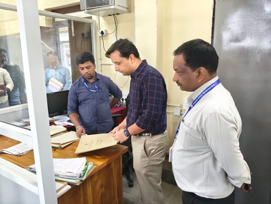 ಸೋಮವಾರಪೇಟೆ ತಹಶೀಲ್ದಾರರ ಕಚೇರಿಗೆ ಜಿಲ್ಲಾಧಿಕಾರಿ ವೆಂಕಟ್ ರಾಜಾ ಭೇಟಿ