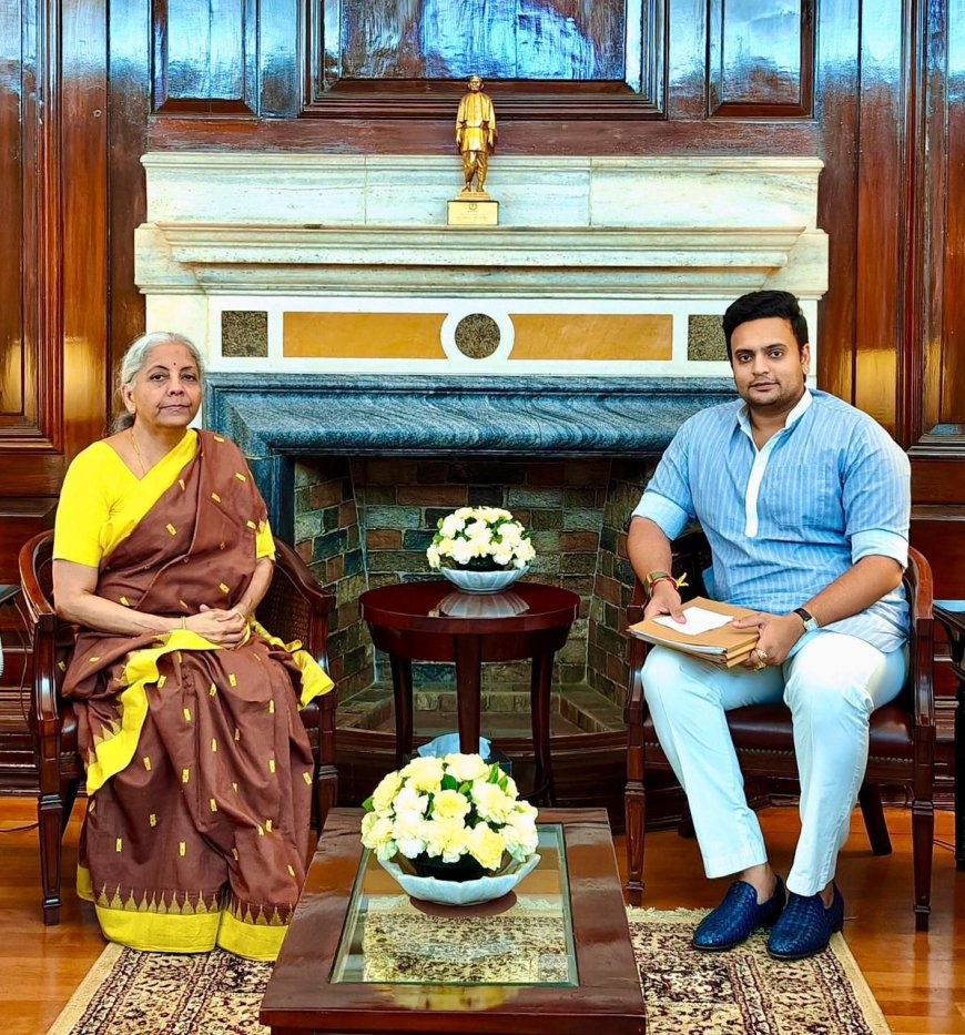 ಯೋಗ ತರಬೇತಿ ನೀಡುವ ಶಾಲೆಗಳಿಗೆ ಜಿಎಸ್ಟಿ ಕಡಿಮೆಗೊಳಿಸಲು ಸಂಸದ ಯದುವೀರ್ ಮನವಿ: ಹಣಕಾಸು ಸಚಿವೆ ನಿರ್ಮಲಾ ಸೀತಾರಾಮನ್ ಭೇಟಿ ಮಾಡಿದ ಸಂಸದರು