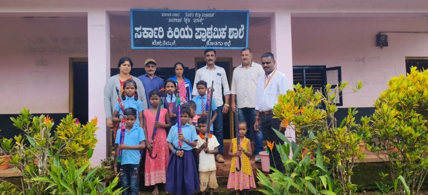 ಪೊನ್ನಂಪೇಟೆ:ಶಾಲಾ ವಿದ್ಯಾರ್ಥಿಗಳಿಗೆ ಕೊಡೆ ವಿತರಣೆ