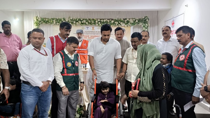 ಜಿಲ್ಲೆಯ 201 ವಿಕಲಚೇತನರಿಗೆ 20 ಲಕ್ಷ ರೂ.ವೆಚ್ಚದ 344 ಉಪಕರಣ ವಿತರಣೆ: ವಿಕಲಚೇತನರಿಗೆ ಸರ್ಕಾರದಿಂದ ಹಲವು ಸೌಲಭ್ಯ: ಯದುವೀರ್ ಒಡೆಯರ್
