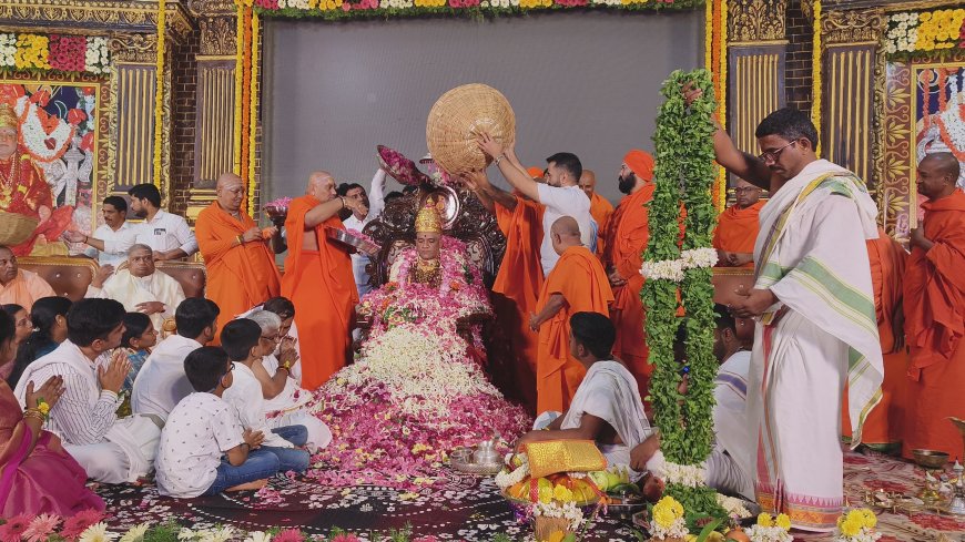 ಗುರು ಸ್ಮರಣೆ ಮತ್ತು ಗುರುವಂದನೆ "130 ನೇ ಗುರು ತೋರಿದ ದಾರಿ ತಿಂಗಳ ಮಾಮನ ತೇರು" ಕಾರ್ಯಕ್ರಮದಲ್ಲಿ ಭಾಗವಹಿಸಿದ ಶಾಸಕ ಡಾ.ಮಂತರ್ ಗೌಡ