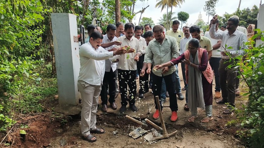 ಗೋಣಿಕೊಪ್ಪ: ಸೆಂಟ್ ಥೋಮಸ್ ಚರ್ಚ್ ಹಾಗೂ ಸ್ಮಶಾನಕ್ಕೆ ತೆರಳುವ ಕಾಂಕ್ರೀಟ್ ರಸ್ತೆ ನಿರ್ಮಾಣ ಕಾಮಗಾರಿಗೆ ಭೂಮಿಪೂಜೆ