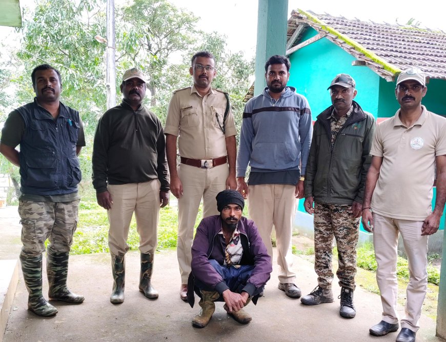 ಕುಶಾಲನಗರ:ಅಳಿಲುಗುಪ್ಪೆಯಲ್ಲಿ ಸಾಗಾಟಕೆ ಸಿದ್ದವಾಗಿದ್ದ 30.ಕೆ.ಜಿ ಶ್ರೀ ಗಂಧದ ತುಂಡುಗಳ ವಶ