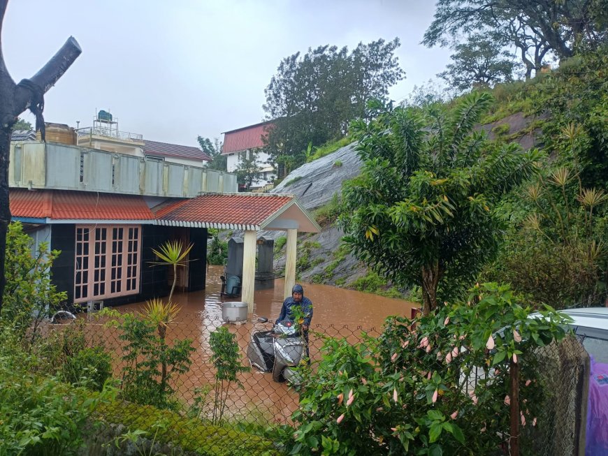 ಸೋಮವಾರಪೇಟೆ:ಸಂಜೆ ಸುರಿದ ಧಾರಾಕಾರ ಮಳೆಗೆ ಮನೆಗೆ ನುಗ್ಗಿದ ನೀರು