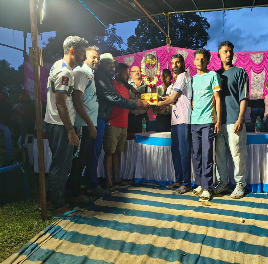 ಕೆಸರುಗದ್ದೆ ಕ್ರೀಡಾಕೂಟ: ಕ್ರಿಕೆಟ್ ಪಂದ್ಯಾವಳಿಯಲ್ಲಿ ಆ್ಯಶಸ್ ಗೋಣಿಕೊಪ್ಪ ಚಾಂಪಿಯನ್