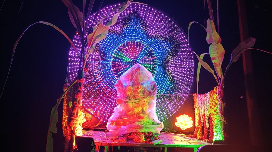 ಪೊನ್ನಂಪೇಟೆ: ಕಿರುಗೂರು ಗ್ರಾಮದ ಶ್ರೀ ವಿನಾಯಕ ಬಳಗದ ವತಿಯಿಂದ ಪ್ರತಿಷ್ಠಾಪಿಸಲಾಗಿದ್ದ ಶ್ರೀ ಗೌರಿ ಗಣೇಶ ಮೂರ್ತಿಗಳ ಅದ್ಧೂರಿಯ ವಿಸರ್ಜನೋತ್ಸವ