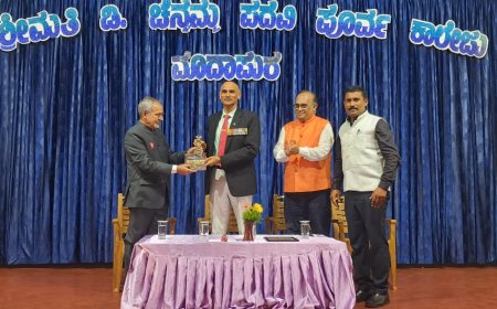 ಶ್ರೀಮತಿ ಡಿ ಚೆನ್ನಮ್ಮ ಪದವಿ ಪೂರ್ವ ಕಾಲೇಜಿಗೆ ಲೆಫ್ಟಿನೆಂಟ್ ಜನರಲ್ ಕೋದಂಡ ಕಾರ್ಯಪ್ಪ ಭೇಟಿ