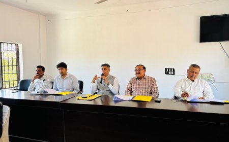 ಪೌರ ಕಾರ್ಮಿಕ‌ರ ಕುಂದು ಕೊರತೆ ಸಭೆ ನಡೆಸಿದ ಶಾಸಕ ಎಎಸ್ ಪೊನ್ನಣ್ಣ