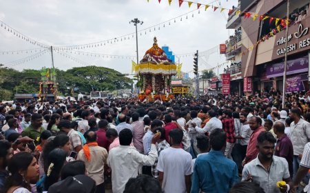 ಕುಶಾಲನಗರ : ಶ್ರದ್ಧಾಭಕ್ತಿಯೊಂದಿಗೆ ಅದ್ಧೂರಿಯಾಗಿ ನಡೆದ  ಶ್ರೀ ಗಣಪತಿ ದೇವಾಲಯದ ವಾರ್ಷಿಕ ರಥೋತ್ಸವ