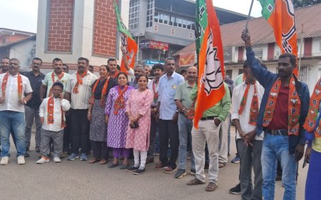 ಬಿಹಾರ್ ಎನ್.ಡಿ.ಎ ಮೈತ್ರಿಕೂಟಕ್ಕೆ ಭರ್ಜರಿ ಗೆಲುವು:ವಿರಾಜಪೇಟೆಯಲ್ಲಿ ಬಿಜೆಪಿ ಸಂಭ್ರಮಾಚರಣೆ