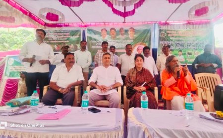 ರಾಜ್ಯ ಅರಣ್ಯ ಇಲಾಖೆ ಘಟಕಗಳ ದಿನಗೂಲಿ ಹೊರಗುತ್ತಿಗೆ ‌ನೌಕರರ ಪ್ರತಿಭಟನಾ ಸ್ಥಳಕ್ಕೆ ಭೇಟಿ ನೀಡಿದ ಶಾಸಕ ಎಎಸ್ ಪೊನ್ನಣ್ಣ