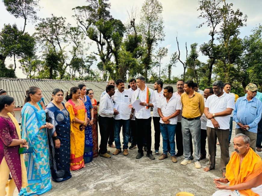 ಸಂಜೀವಿನಿ ಒಕ್ಕೂಟ ಹಾಗೂ ಕಲಿಕಾ ಕೇಂದ್ರ ನಿರ್ಮಾಣಕ್ಕೆ ರೂ 25ಲಕ್ಷ ಅನುದಾನದಲ್ಲಿ ಚಾಲನೆ ನೀಡಿದ ಶಾಸಕ ಎಎಸ್ ಪೊನ್ನಣ್ಣ