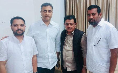 ಸಚಿವ ಜಮೀರ್ ಅಹ್ಮದ್ ಅವರನ್ನು ಭೇಟಿಯಾದ ಶಾಸಕ ಎಎಸ್ ಪೊನ್ನಣ್ಣ:ವಿರಾಜಪೇಟೆ ಕ್ಷೇತ್ರದ ವಿವಿಧ ಅಭಿವೃದ್ಧಿ ಕೆಲಸಗಳಿಗೆ ಅನುದಾನ ಬಿಡುಗಡೆ ಮಾಡುವ ಕುರಿತು ಚರ್ಚೆ