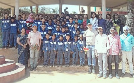 ಕಕ್ಕಬ್ಬೆ ಸರ್ಕಾರಿ ಶಾಲೆಯ ವಿದ್ಯಾರ್ಥಿಗಳ ಶೈಕ್ಷಣಿಕ ಪ್ರವಾಸಕ್ಕೆ ದಾನಿಗಳಿಂದ ಧನ ಸಹಾಯ