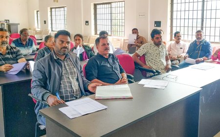 ಪೊನ್ನಂಪೇಟೆ ತಾಲ್ಲೂಕು ಗ್ಯಾರಂಟಿ ಯೋಜನೆಯ ಪ್ರಗತಿ ಪರಿಶೀಲನಾ ಸಭೆ