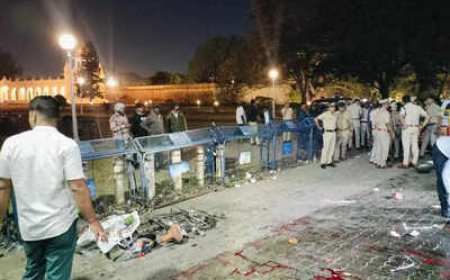 ಮೈಸೂರು ಅರಮನೆ ಮುಂಭಾಗ ಗ್ಯಾಸ್ ಬಲೂನ್ ಸಿಲಿಂಡರ್ ಸ್ಪೋಟ: ಒಬ್ಬರು ಮೃತ್ಯು