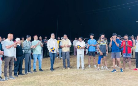 ಚೋಕಂಡಳ್ಳಿಯಲ್ಲಿ ಹೊನಲು ಬೆಳಕಿನ ವಾಲಿಬಾಲ್ ಪಂದ್ಯಾವಳಿ:  ದೇಹದ ಆರೋಗ್ಯವನ್ನು ಕಾಪಾಡಿಕೊಳ್ಳಲು  ವಾಲಿಬಾಲ್ ಉತ್ತಮ ಆಟ:ಶಾಸಕ ಎಎಸ್ ಪೊನ್ನಣ್ಣ