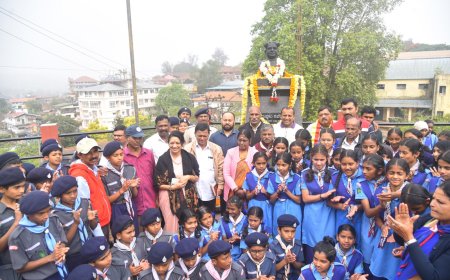 ಕನ್ನಡ ನಾಡು ಹಾಗೂ ಭಾಷೆಗೆ ಅಪಾರ ಕೊಡುಗೆ ನೀಡಿರುವ ರಾಷ್ಟ್ರಕವಿ ಕುವೆಂಪು ಅವರ ಈಗಿರುವ ಪ್ರತಿಮೆ ಜಾಗದಲ್ಲಿ ಕಂಚಿನ ಪ್ರತಿಮೆ ನಿರ್ಮಾಣ ಮಾಡುವಂತಾಗಬೇಕು: ಜಿ.ಪಂ.ಮಾಜಿ ಅಧ್ಯಕ್ಷೆ ಕೆ.ಪಿ ಚಂದ್ರಕಲಾ