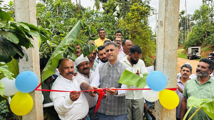 ಪೊನ್ನಂಪೇಟೆ: ಹೈಸೊಡ್ಲೂರಿನಲ್ಲಿ ನೂತನ ವಿದ್ಯುತ್ ಮಾರ್ಗ ಉದ್ಘಾಟಿಸಿದ ಶಾಸಕ ಎಎಸ್ ಪೊನ್ನಣ್ಣ