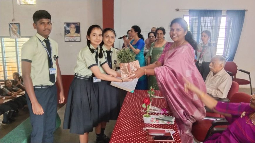 ಜಿಲ್ಲಾಮಟ್ಟದ ರಸಪ್ರಶ್ನೆ ಸ್ಪರ್ಧೆ: ನಾಪೋಕ್ಲುವಿನ ಎಕ್ಸಲ್ ಶಾಲೆ ವಿದ್ಯಾರ್ಥಿಗಳಿಗೆ ಪ್ರಶಸ್ತಿ