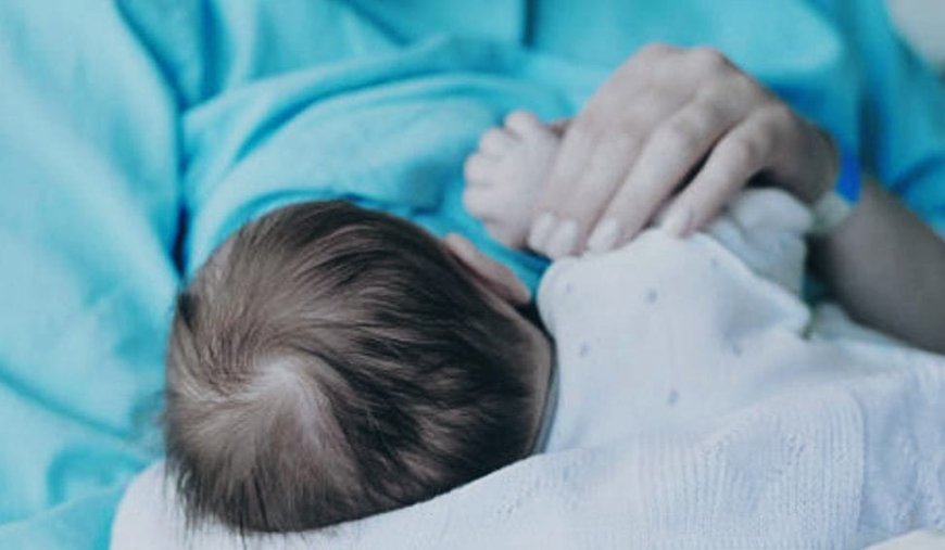 ಅಳುತ್ತಿದ್ದ ಕಂದನಿಗೆ ಹಾಲುಣಿಸಿದ ತಾಯಿ; ಎದ್ದು ನೋಡುವಾಗ ಮಗು ಮೃತ್ಯು!