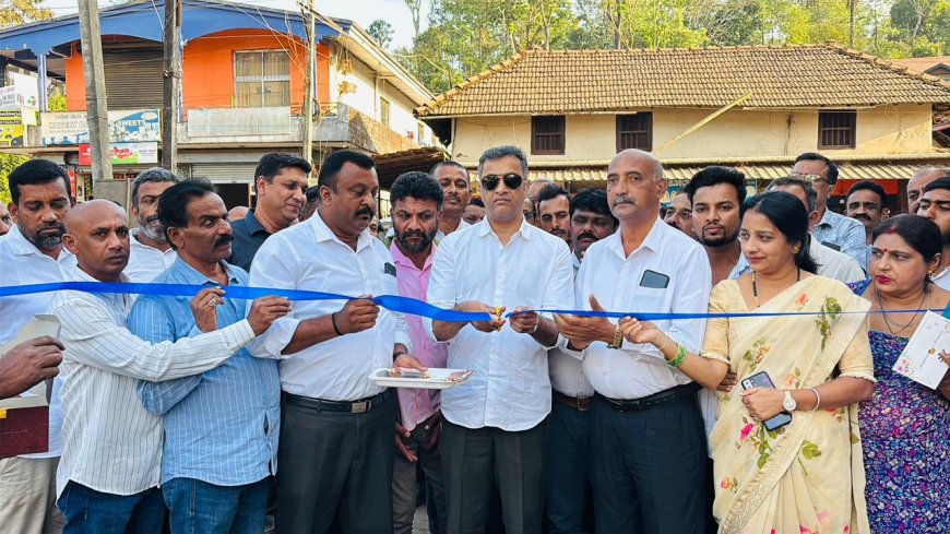 ನಾಪೋಕ್ಲು: ನೂತನ ರಸ್ತೆ ಉದ್ಘಾಟಿಸಿದ ಶಾಸಕ ಎಎಸ್ ಪೊನ್ನಣ್ಣ
