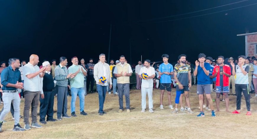 ಚೋಕಂಡಳ್ಳಿಯಲ್ಲಿ ಹೊನಲು ಬೆಳಕಿನ ವಾಲಿಬಾಲ್ ಪಂದ್ಯಾವಳಿ:  ದೇಹದ ಆರೋಗ್ಯವನ್ನು ಕಾಪಾಡಿಕೊಳ್ಳಲು  ವಾಲಿಬಾಲ್ ಉತ್ತಮ ಆಟ:ಶಾಸಕ ಎಎಸ್ ಪೊನ್ನಣ್ಣ