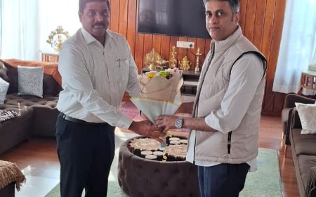 ಶಾಸಕ‌ ಎಎಸ್ ಪೊನ್ನಣ್ಣ ಅವರನ್ನು ಭೇಟಿಯಾದ ನೂತನ ಜಿಲ್ಲಾಧಿಕಾರಿ ಸೋಮಶೇಖರ್