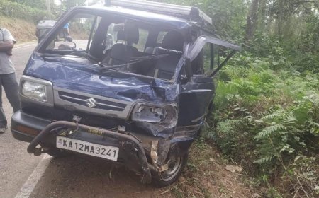 ಹಾಕತ್ತೂರು–ಮರಗೋಡು ರಸ್ತೆಯ ಬಕ್ಕದಲ್ಲಿ  ಅಪಘಾತ: ಬೈಕ್ ಸವಾರನಿಗೆ ಗಂಭೀರ ಗಾಯ