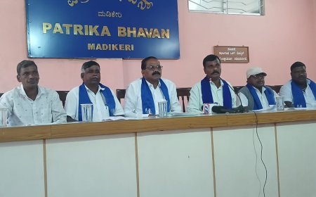 ಸೋಮವಾರಪೇಟೆ ತಾಲೂಕು ಕಚೇರಿಯಿಂದ ವ್ಯಕ್ತಿಯೊಬ್ಬರು ಸುಳ್ಳು ದಾಖಲೆಗಳನ್ನು ಸೃಷ್ಟಿಸಿರುವ ಆರೋಪ;  ಅಧಿಕಾರಿಗಳನ್ನು  ಅಮಾನತುಗೊಳಿಸಲು ದಲಿತ ಸಂಘರ್ಷ ಸಮಿತಿ ಒತ್ತಾಯ