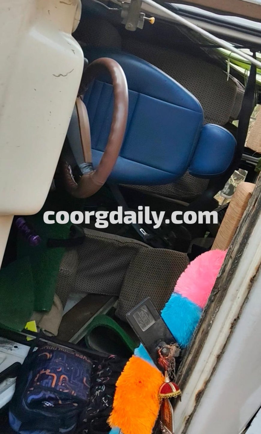 ಪೊನ್ನಂಪೇಟೆ:ಶಾಲಾ ಮಕ್ಕಳನ್ನು ಕರೆದುಕೊಂಡು ಹೋಗುತ್ತಿದ್ದ ಟಿಟಿ ವಾಹನ ಪಲ್ಟಿ:ವಿದ್ಯಾರ್ಥಿಗಳಿಗೆ ಗಾಯ