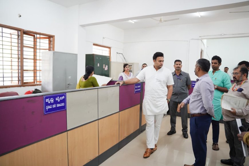 ಮೈಸೂರು ತಾಲೂಕು ಕಚೇರಿಗೆ ಯದುವೀರ್‌ ಒಡೆಯರ್ ದಿಢೀರ್‌ ಭೇಟಿ : ಜನರ ಕೆಲಸ ತ್ವರಿತವಾಗಿ ಮಾಡಿಕೊಡಲು ಅಧಿಕಾರಿಗಳಿಗೆ ಸೂಚನೆ