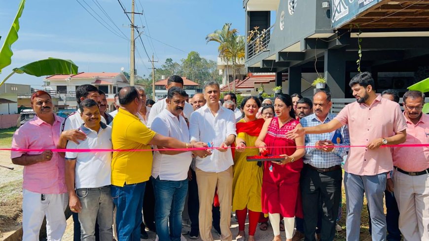 ವಿರಾಜಪೇಟೆ ಪುರಸಭೆ ವ್ಯಾಪ್ತಿಯಲ್ಲಿ ವಿವಿಧ ಅಭಿವೃದ್ಧಿ ಕಾಮಗಾರಿಗಳಿಗೆ  ಚಾಲನೆ ನೀಡಿದ ಶಾಸಕ ಎಎಸ್ ಪೊನ್ನಣ್ಣ