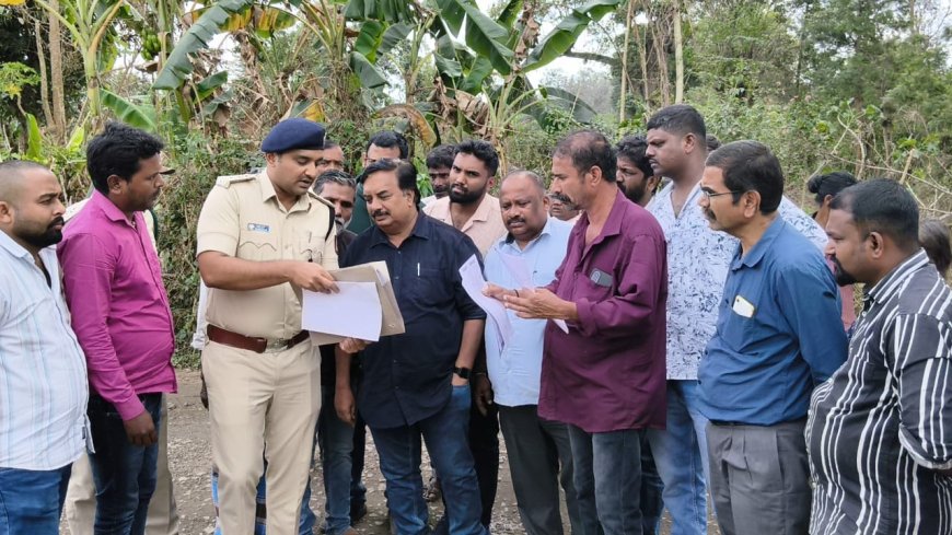 ಸುಂದರನಗರ ದೇವಾಲಯ ಬೇಲಿ ತೆರವು ಪ್ರಕರಣ: ಸ್ಥಳಕ್ಕೆ ವಲಯಾಧಿಕಾರಿ ಭೇಟಿ, ದೇವಾಲಯ ಜಾಗಕ್ಕೆ ತೊಂದರೆ ನೀಡದಂತೆ ಶಾಸಕರ ಸೂಚನೆ