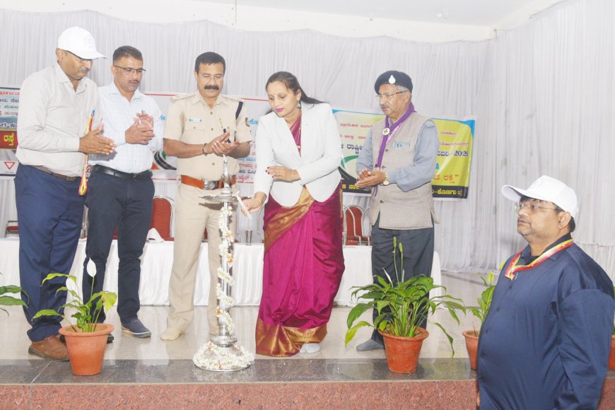 ರಸ್ತೆ ಸುರಕ್ಷತಾ ಮಾಸಾಚರಣೆ ಸಂಚಾರ ನಿಯಮ ಪಾಲಿಸಿ; ಅಪಘಾತ ತಪ್ಪಿಸಿ: ದಿನೇಶ್ ಕುಮಾರ್