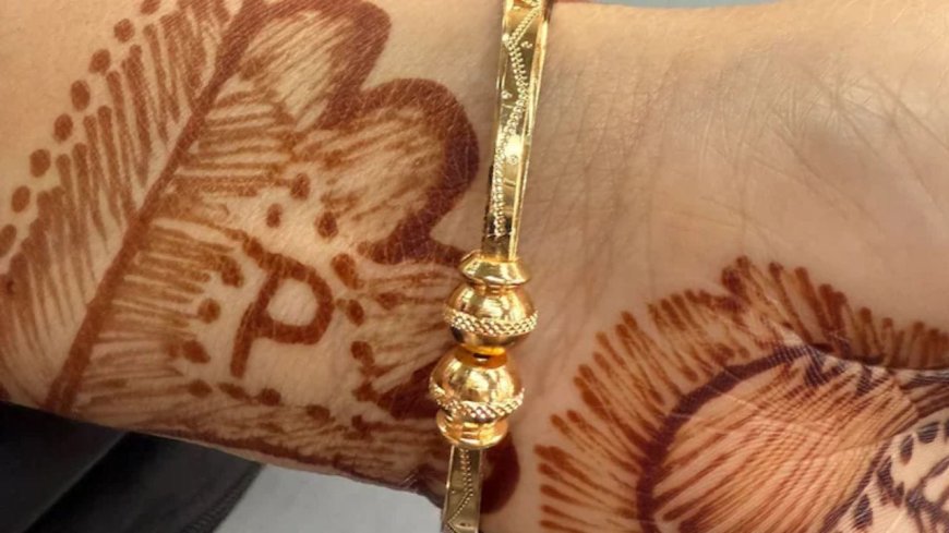 ಫೋಟೋ ಕೇಳಿದ್ದಕ್ಕೆ ಬಳೆಯನ್ನೇ ನೀಡಿದ ಯುವತಿ